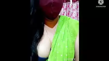 Desi Indian Aunty Sexy Figure
