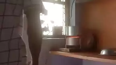 Dewar Bhabhi Kitchen Fucking New Leaked MMS