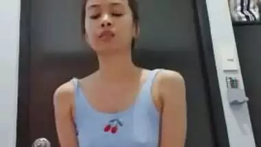 Fit 18yo Filipina amateur teen striptease ass slapping - Mia Mendoza