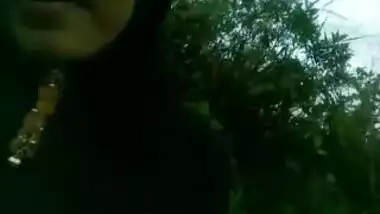 Cute hijabi girl outdoor show her boobs n pussy