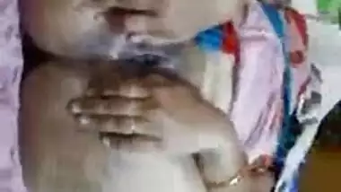 South Indian Aunty Showing Shaved Pussy And Big Boobs