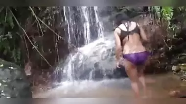 Desi whore wife iram getting nude outside 