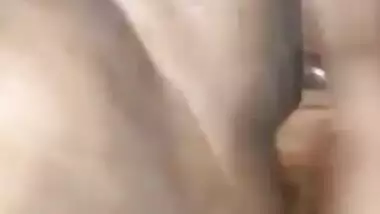 Desi hardcore pussy fingering video