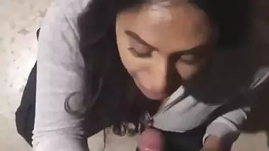 Dark NRI Desi Girl giving Blowjob nd Cum on Face