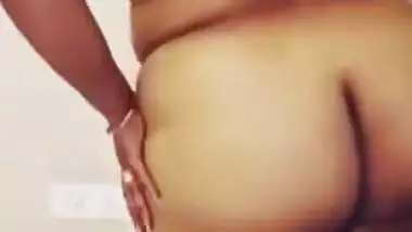 Big juicy boobs of village Kerala aunty exposed to her devar