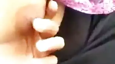 Fingering Pussy Of Sexy Muslim Teen
