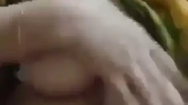 Hot 18 yr old girl records her naked MMS in Kerala sex