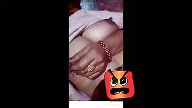 Desi Mom phone sex chat with her secret lover