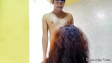 Andhra aunty 1st time mouth fuck video leaked