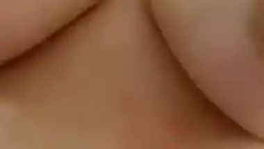 Guy enjoys buttery boobs of a girl while she rides