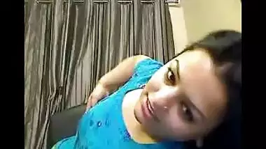 Hindi Punjabi bhabhi sex video for hubby!