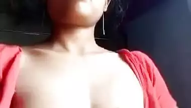 Boudi Showing her huge boobs Pressing and Hairy Pussy