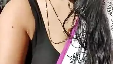 Indian sexy bhabhi live showing to her fans