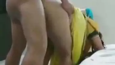 Desi college guy anal sex with maid after xmas