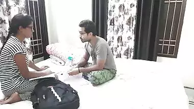 Indian Bengali College Girl Fucked By Friend While Studying