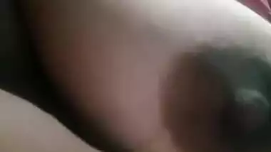 desi mami showing big boobs