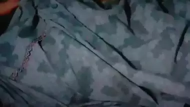 desi indian bhabhi show beautiful boobs