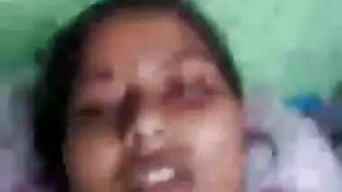 Newly married bhabi enjoying with other on video call1