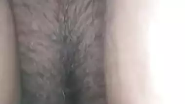 Horny Desi boyfriend sticks XXX dong into babe's cunt to the balls