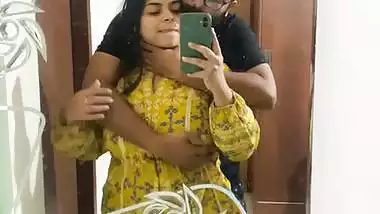 Beautiful tanker wife boob press and doggy viral sex