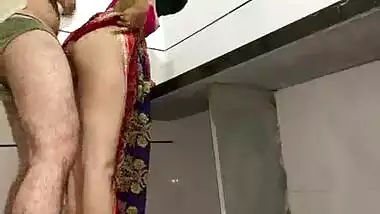 Desi Lady And Servant’s Fucking Video In Kitchen