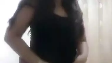 Today Exclusive-hot Indian Bhabhi Showing Her Boobs And Pussy Part 7