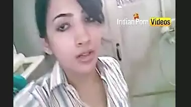 Indian porn videos of college girl selfie