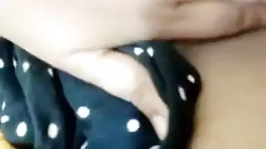 Today Exclusive- Desi Girl Fingering