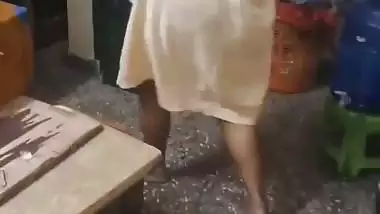 Young man fucks a busty aunty in South Indian sex video