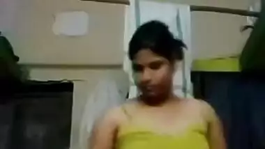 After shower hot Desi aunty with massive XXX jugs puts on clothes