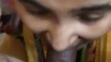 Sexy indian school girl blowjob video