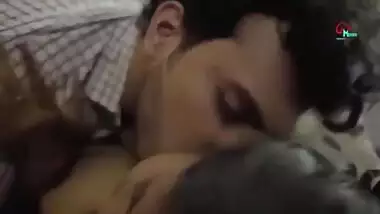 Indian Girl And Boy Sexy