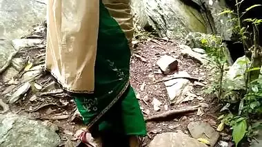 bhabhi in sari fucked in forest