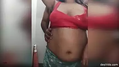 Karisma Shower Sex & Gaping Anal for Busty Indian Bhabhi