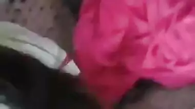 Desi bhabi sucking cock