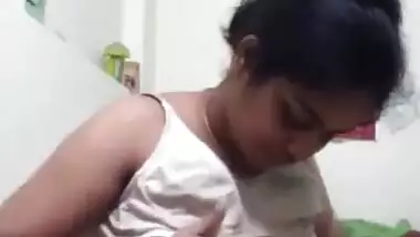 Famous tamil IT girl pressing sucking her own boobs