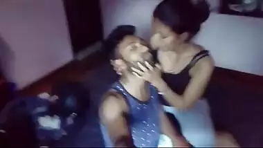 HD Indian sex mms of Mumbai office couple