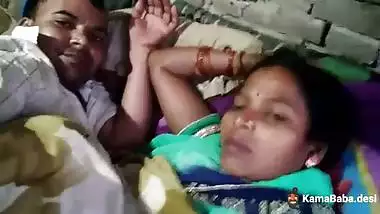 Pervert bangs his slut in desi bhabhi sex video