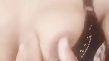 Paki girl showing boobs and fingering pussy