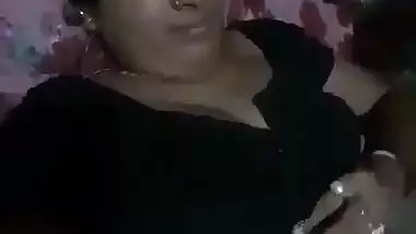 Bengali Boudi Showing Boobs And Pussy