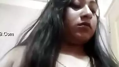 Indian teen considers her a hot person so she performs a XXX show