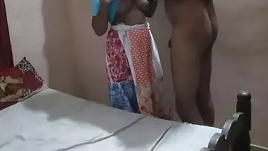 Indian Housewife Fuck In Room