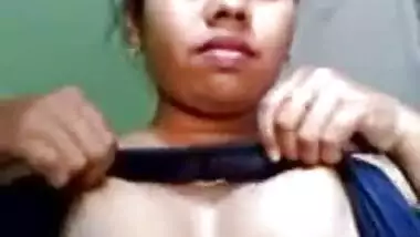 Desi Girl Showing Boob and Pussy-2