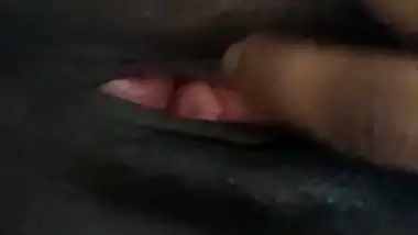 Desi bhabi wet black pussy show viral bathroom
