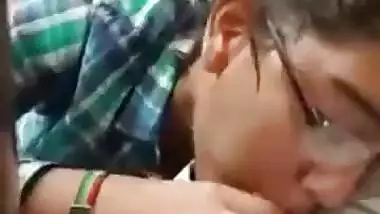 Teen naughty Indian babe gives her desi lover blowjob on valentine day