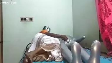 Desi Tamil Aunty Hot Sex With Toy - Desi Aunty