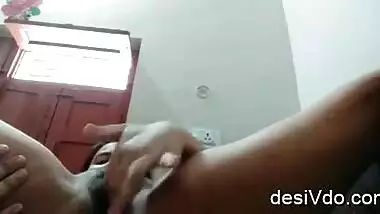 Cute Desi Girl Pussy Fingerring Part 1