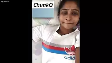 Sexy Tamil GIRL Showing