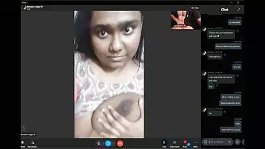 Desi girlfriend huge boobs show and playing