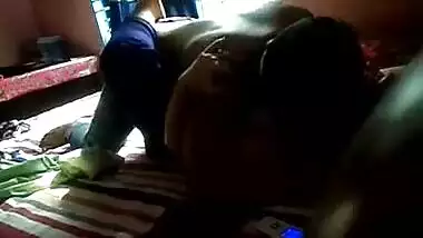 Desi chubby girl getting fucked by her lover MMS video